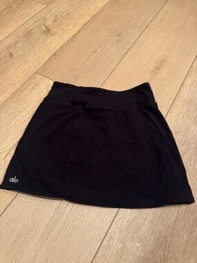 ALO Yoga Black Mini Skirt with Subtle Logo